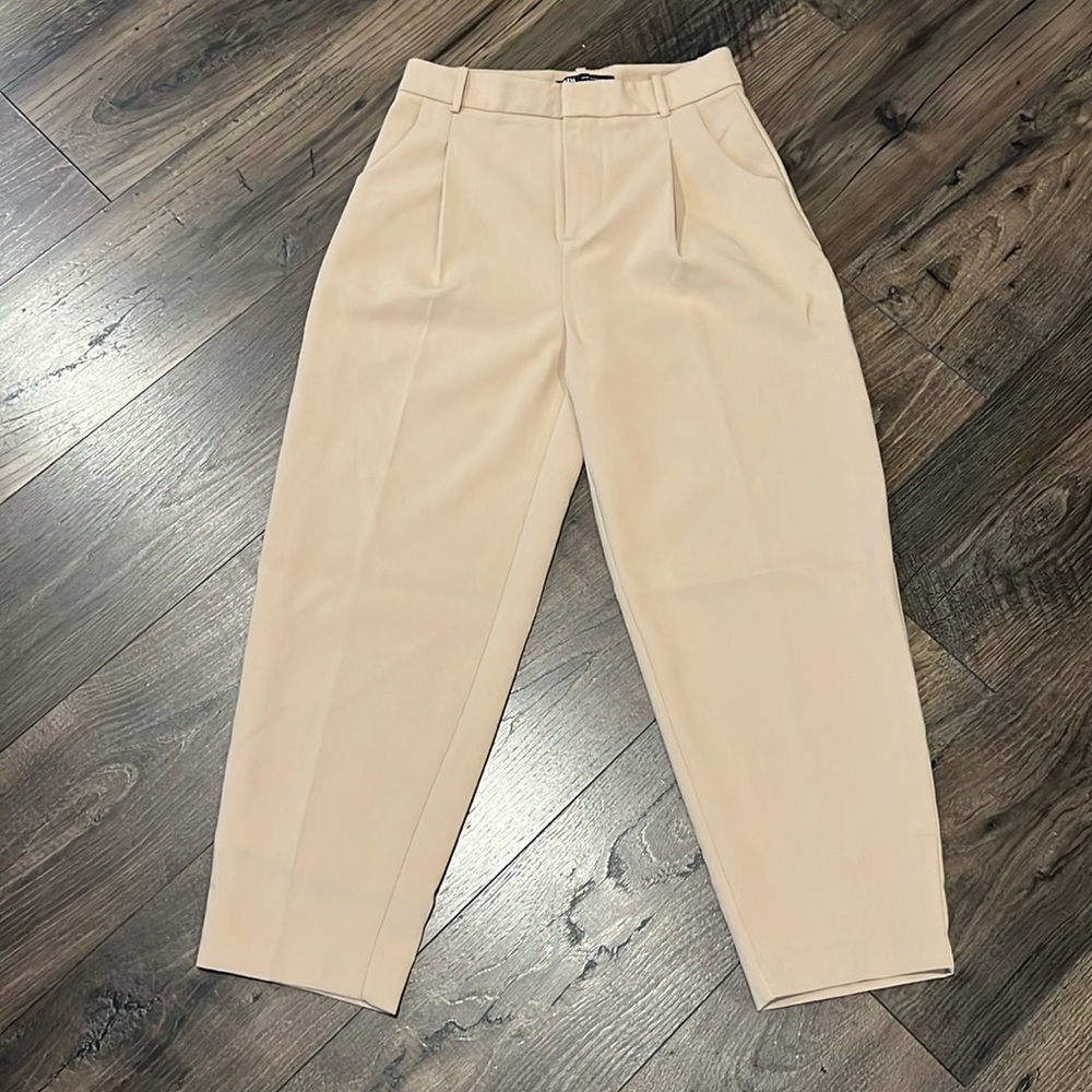 ZARA HIGH WAISTED TAPERED PLEATED TROUSER